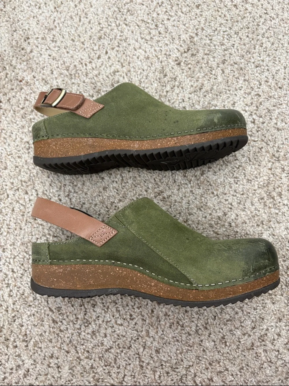 Dansko Merrin Olive Green Burnished Leather Clogs EU Size 39 - Picture 4 of 9